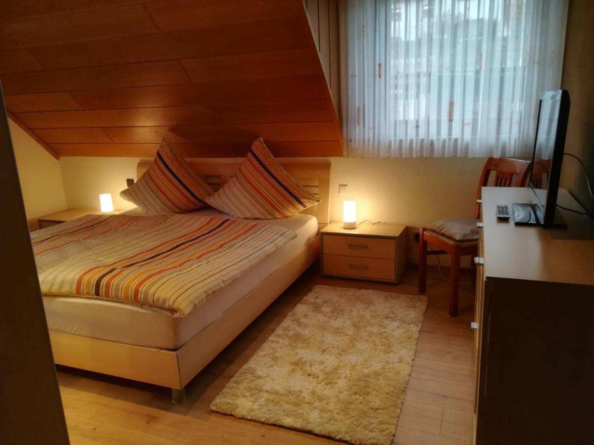Ferienwohnung Unter Dem Schild Oberfell Екстериор снимка